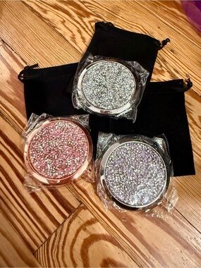 1 Rhinestone Compact Mirror —choice of color